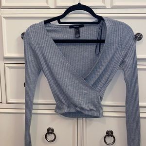 Long sleeve crop top